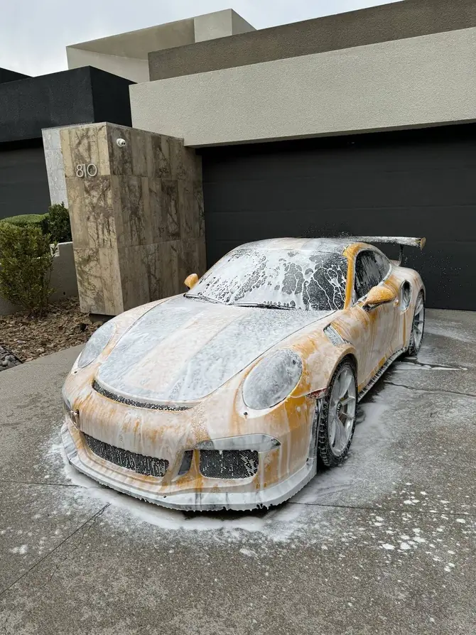 Car detailing Chandler AZ — interior and exterior mobile detailing